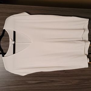 V Neck Sleevless Sweater